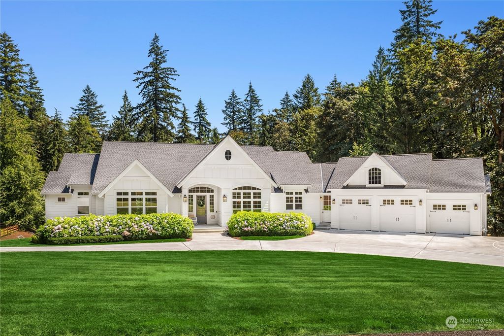 Photo of 4224 244th Avenue NE, Redmond, WA 98053 (MLS # 2285850)