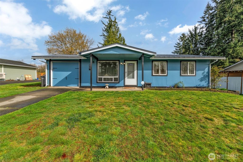 Photo of 2107 140th Place NE, Marysville, WA 98271 (MLS # 2356695)