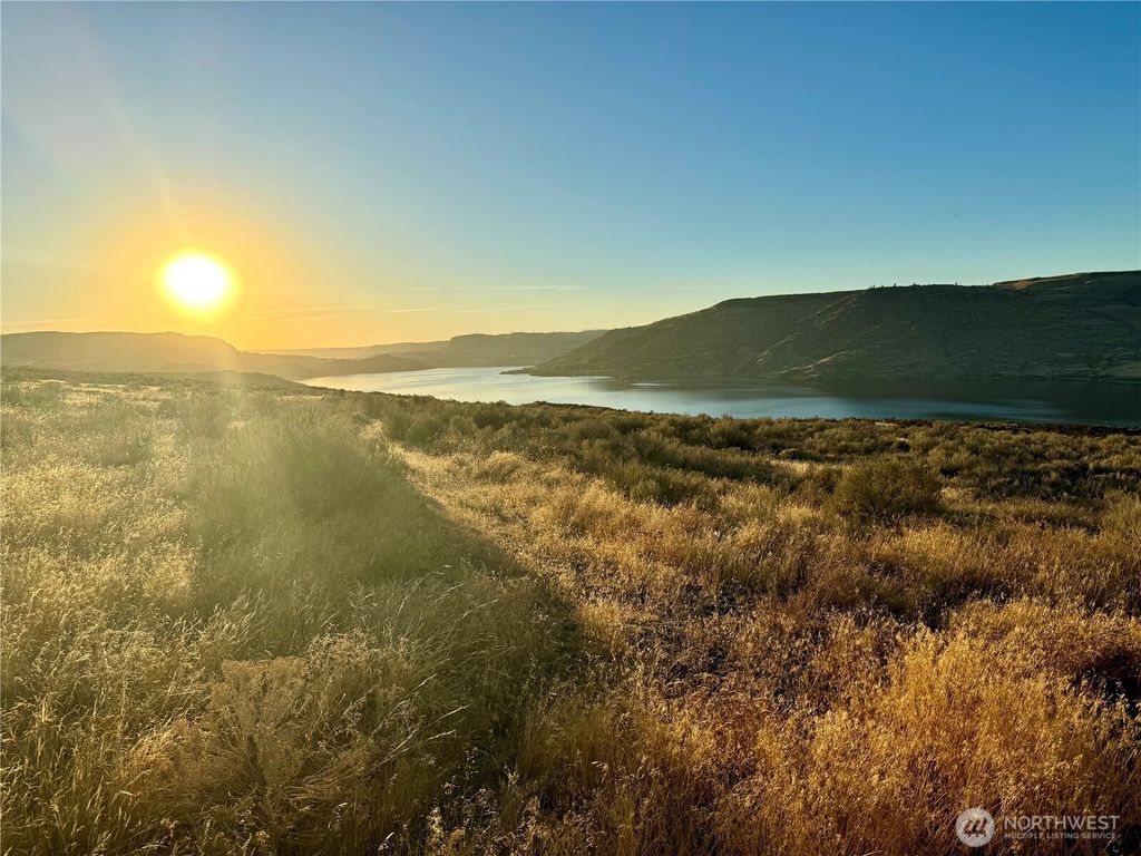 Photo of 4199 Spring Canyon, Lot 1 Road E, Grand Coulee, WA 99133 (MLS # 2540179)
