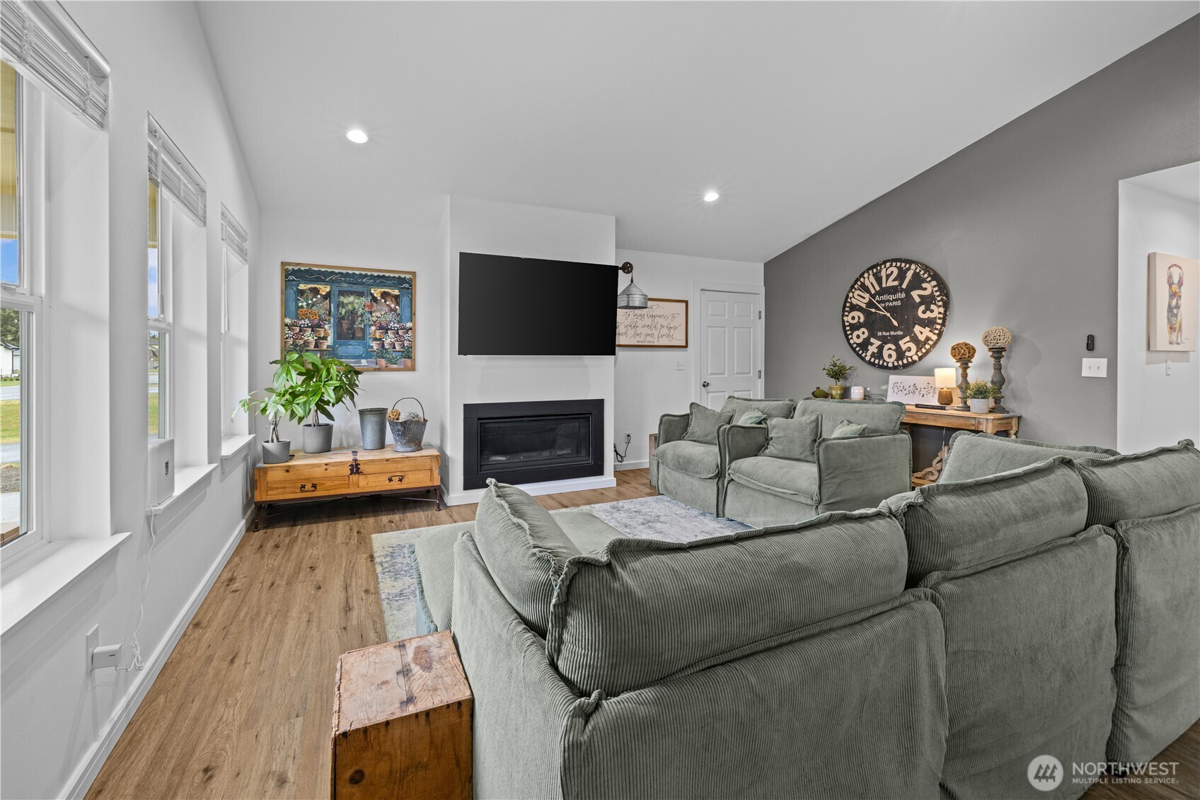 492 Ensign Avenue NW