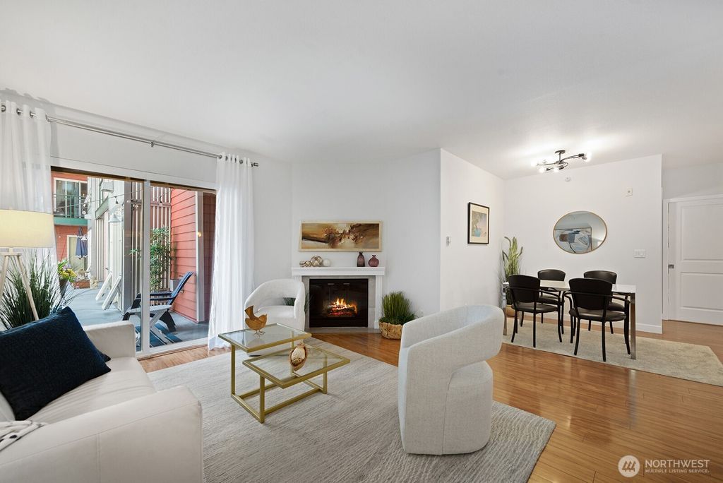 Photo of 2331 42nd Avenue SW #206, Seattle, WA 98116 (MLS # 2386833)