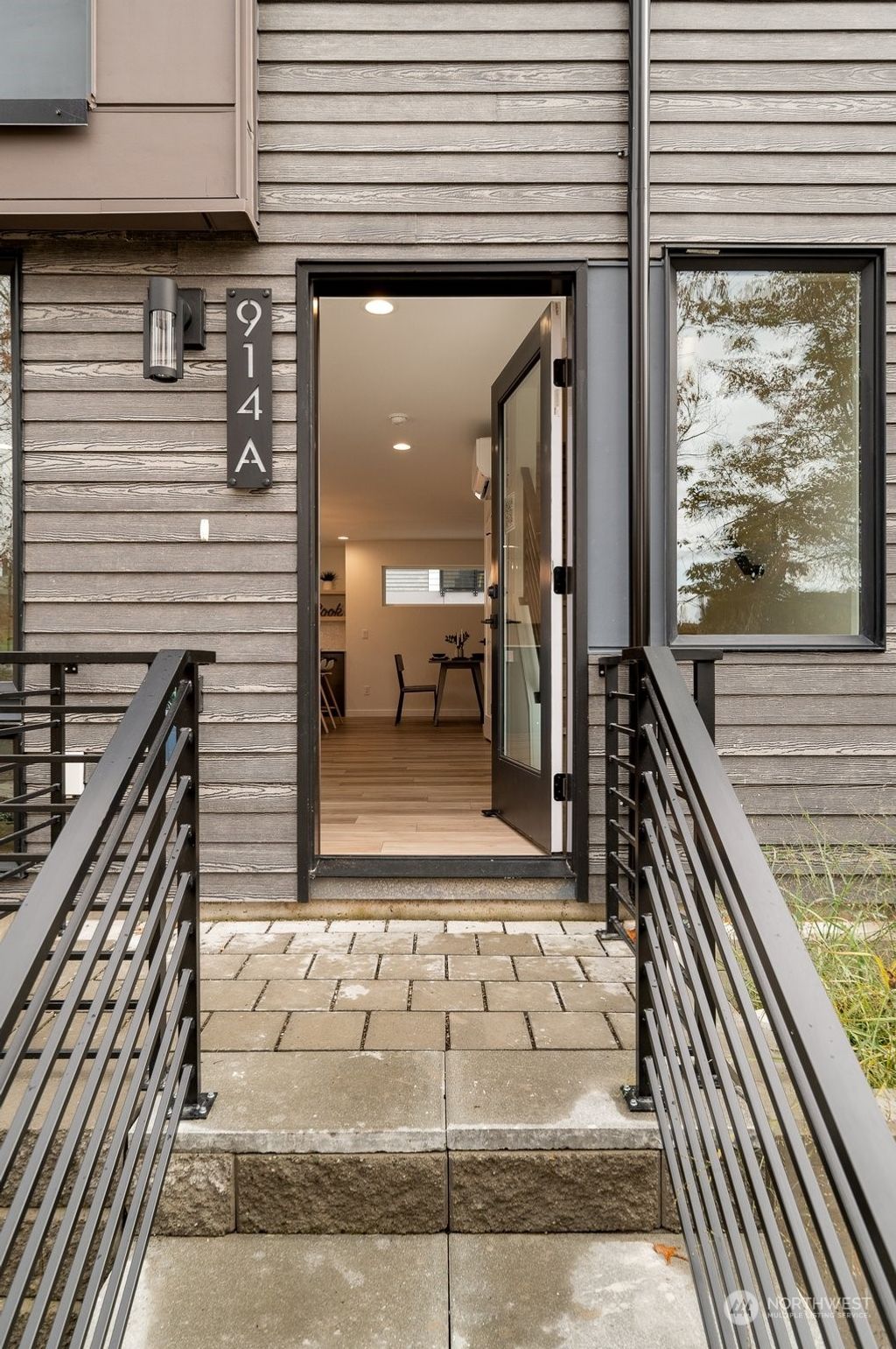 Photo of 914 22nd Ave Ave S #A, Seattle, WA 98144 (MLS # 2305751)