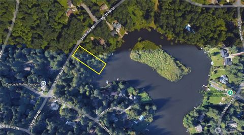 Photo of 0 312th Avenue NE, Carnation, WA 98014 (MLS # 2525147)
