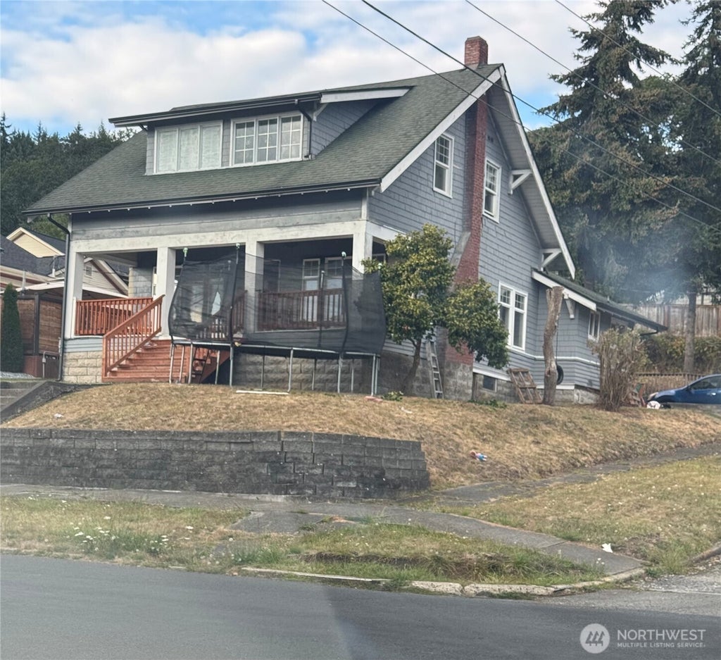 Photo of 280 SE Washington Avenue, Chehalis, WA 98532 (MLS # 2587028)