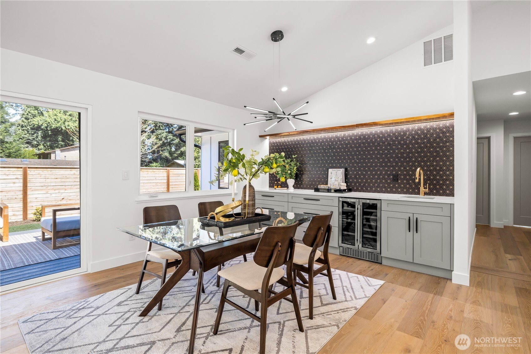 8320 NE 148th Place