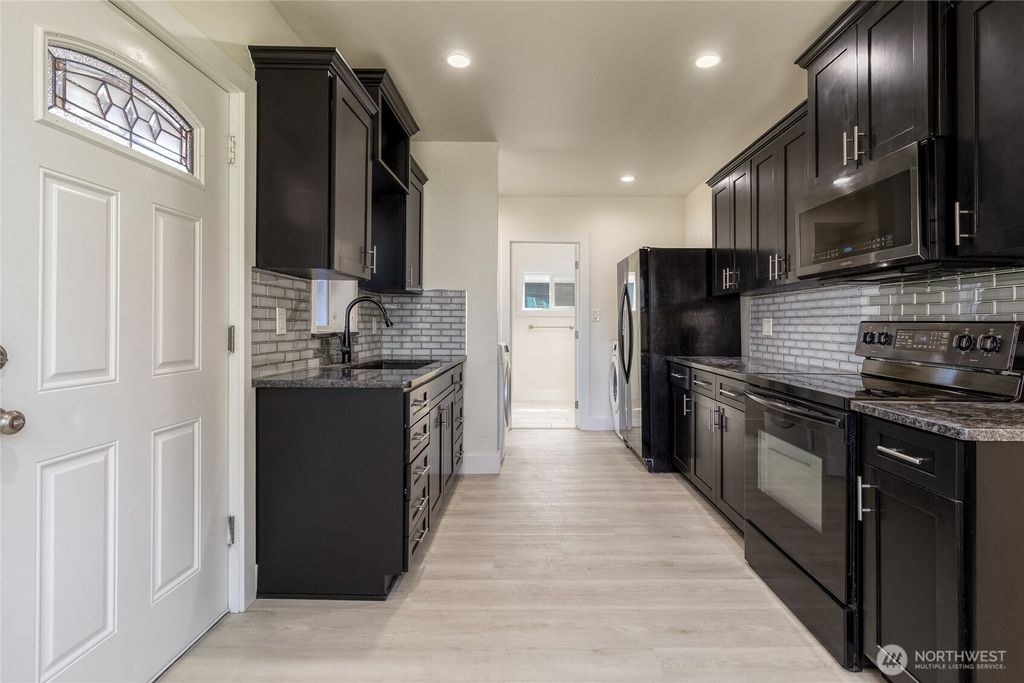 Photo of 442 N 7th Ave, Walla Walla, WA 99362 (MLS # 2506461)