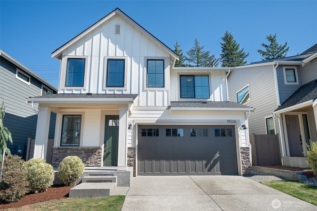 Photo of 19226 139th Place SE, Renton, WA 98058 (MLS # 2580613)