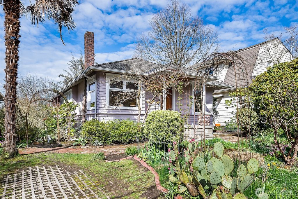 Photo of 3405 37th Avenue S, Seattle, WA 98144 (MLS # 2348762)
