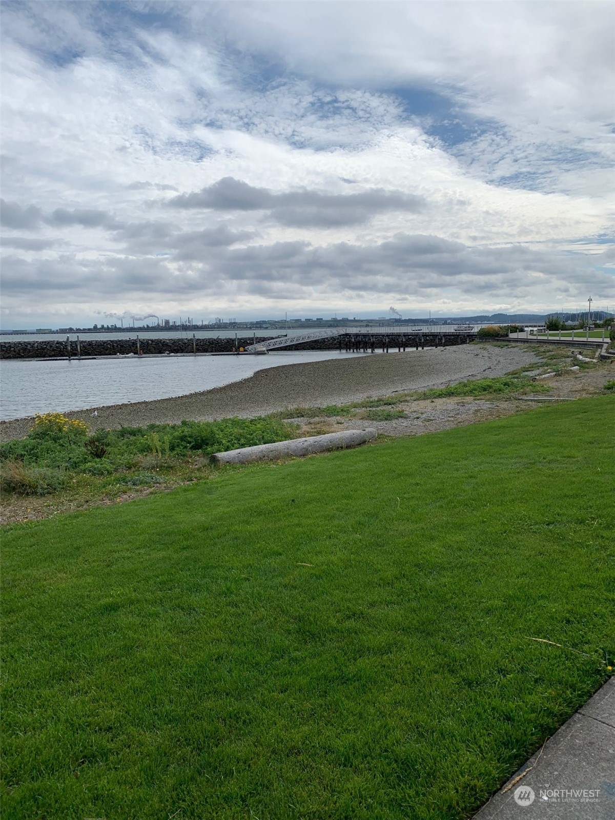 609 Seafarers Way