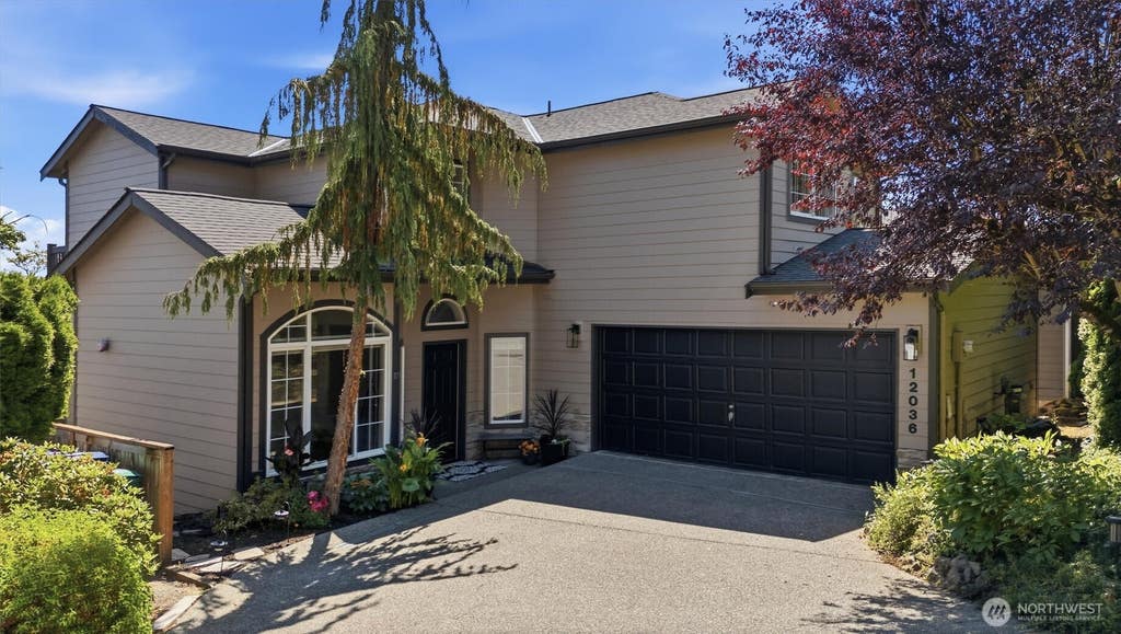 Photo of 12036 89th Place NE, Kirkland, WA 98034 (MLS # 2556326)