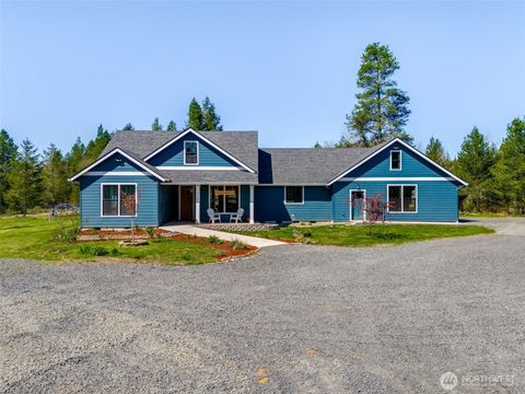 225 Blue Eagle Drive, Toledo, WA 98591 - MLS#: 2359776