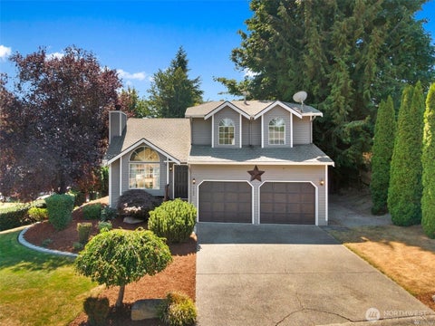 Photo of 1725 SW 323rd Street, Federal Way, WA 98023 (MLS # 2567741)