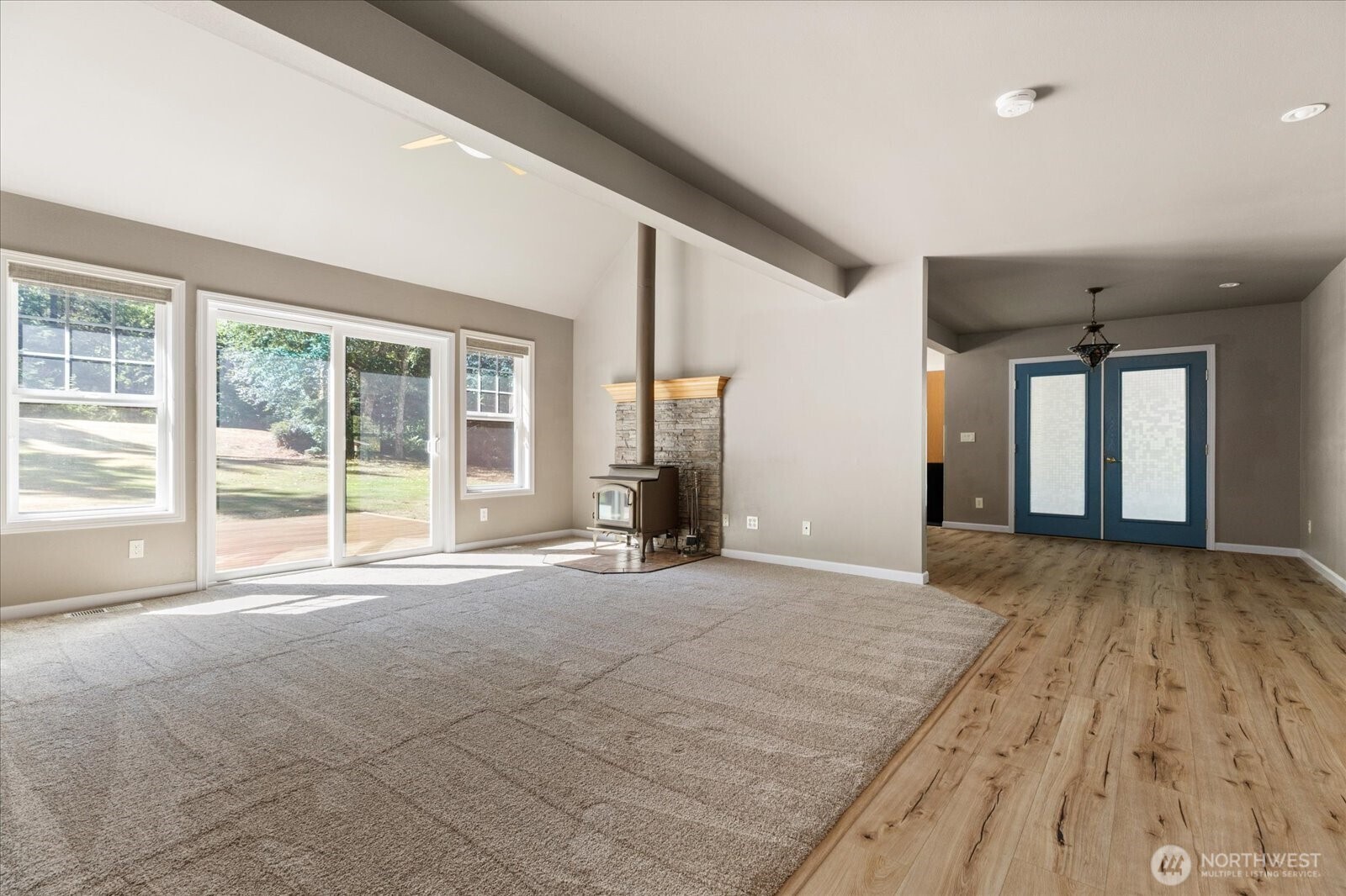 1530 Deer Ridge