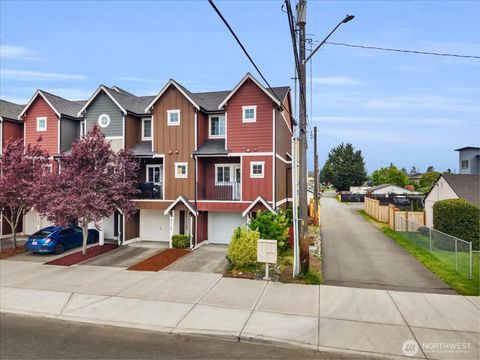 Photo of 3113 S 45th Street, Tacoma, WA 98409 (MLS # 2524762)