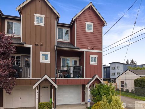 Photo of 3113 S 45th Street, Tacoma, WA 98409 (MLS # 2524762)