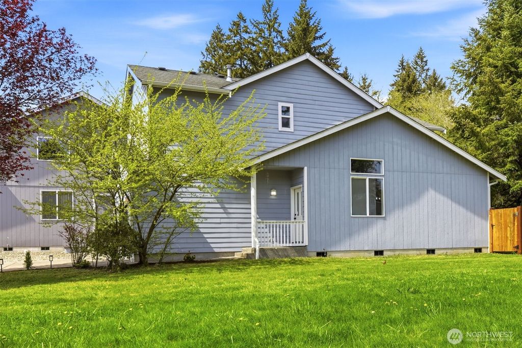 Photo of 4604 20th Way NE, Olympia, WA 98516 (MLS # 2509950)