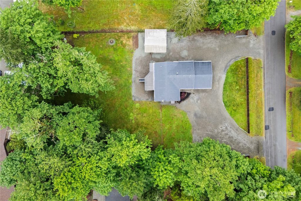 Photo of 17022 190th Avenue E, Renton, WA 98058 (MLS # 2523362)