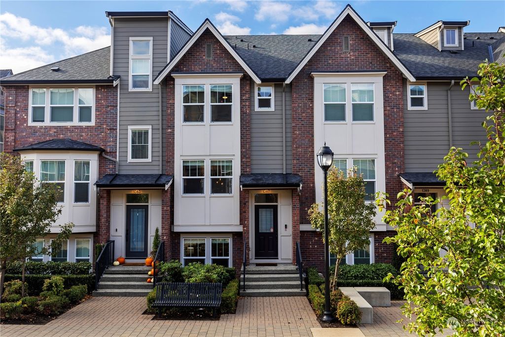 Photo of 1387 Brooklyn Walk NE #15.5, Issaquah, WA 98029 (MLS # 2015920)