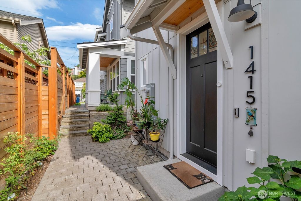 Photo of 1415 29th Avenue #C, Seattle, WA 98122 (MLS # 2377823)