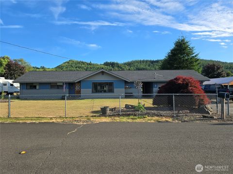 Photo of 2352 Pacific Street, Raymond, WA 98577 (MLS # 2411877)