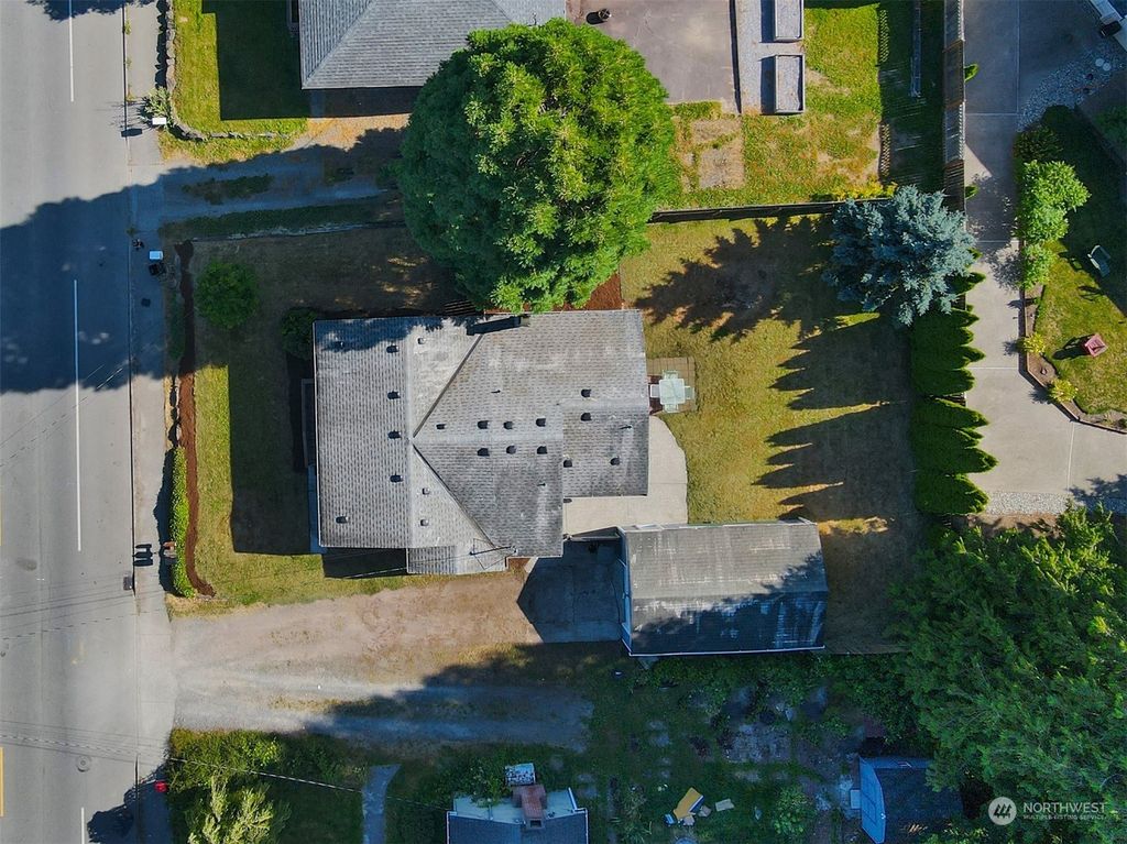 Photo of 7220 Beverly Lane, Everett, WA 98203 (MLS # 2245804)