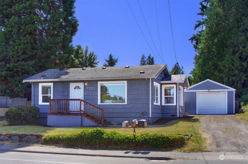 Photo of 7220 Beverly Lane, Everett, WA 98203 (MLS # 2245804)