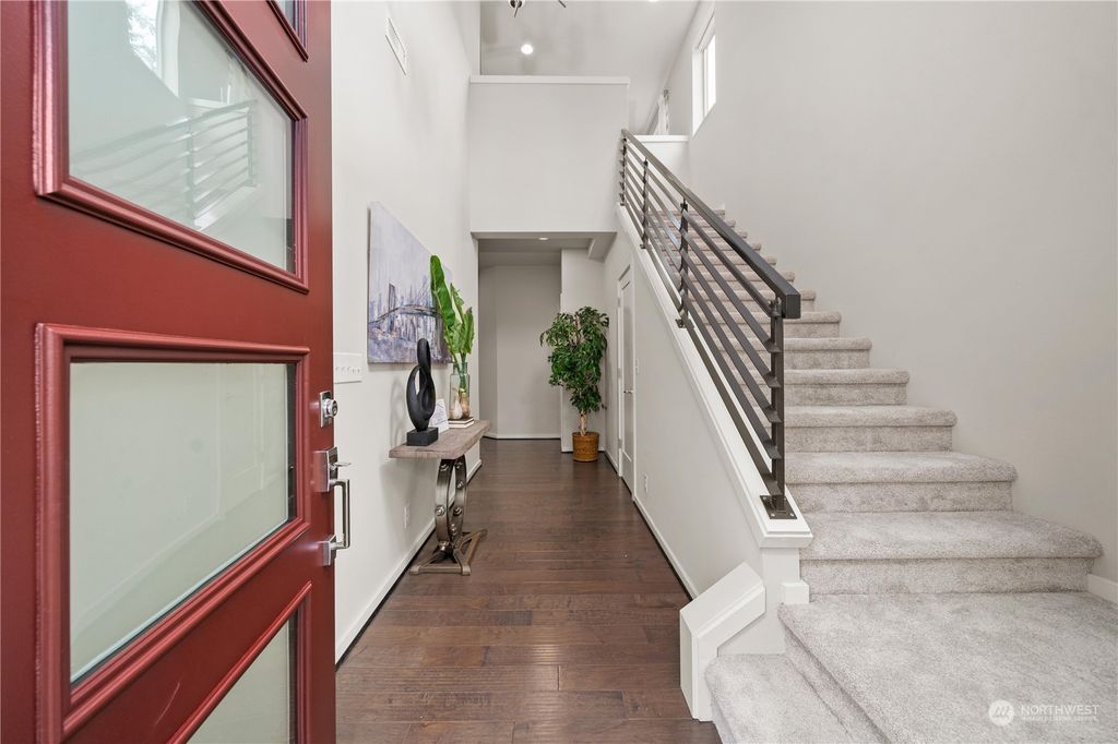 Photo of 17508 92nd Place NE, Bothell, WA 98011 (MLS # 2170283)