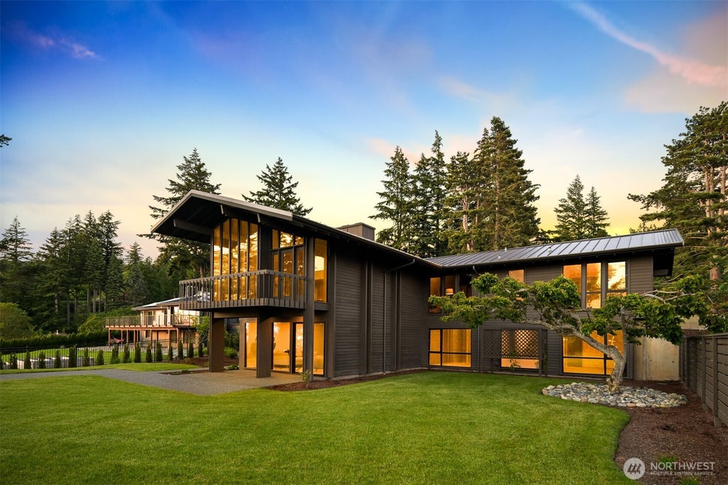 Photo of 430 Bayside Drive, Bellingham, WA 98225 (MLS # 2563569)