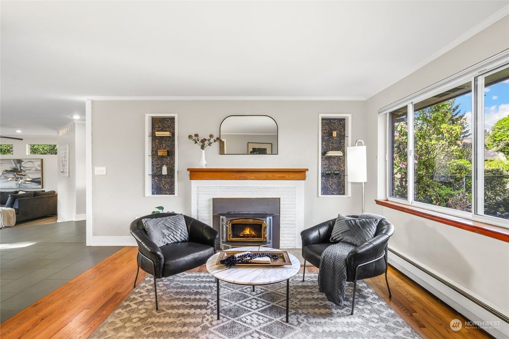 Photo of 11503 26th Avenue SW, Seattle, WA 98146 (MLS # 2224806)