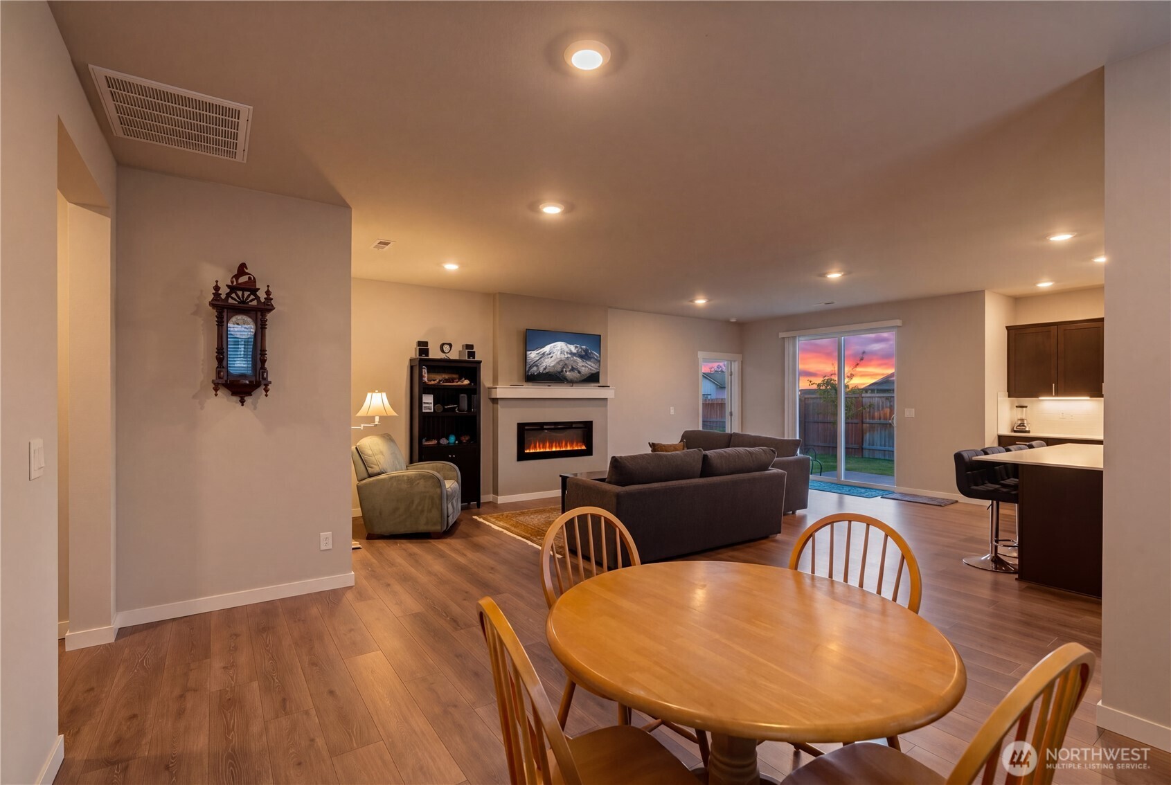 2411 N Leah Lane