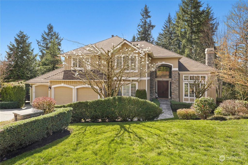 Photo of 6011 152 Avenue SE, Bellevue, WA 98006 (MLS # 2214600)