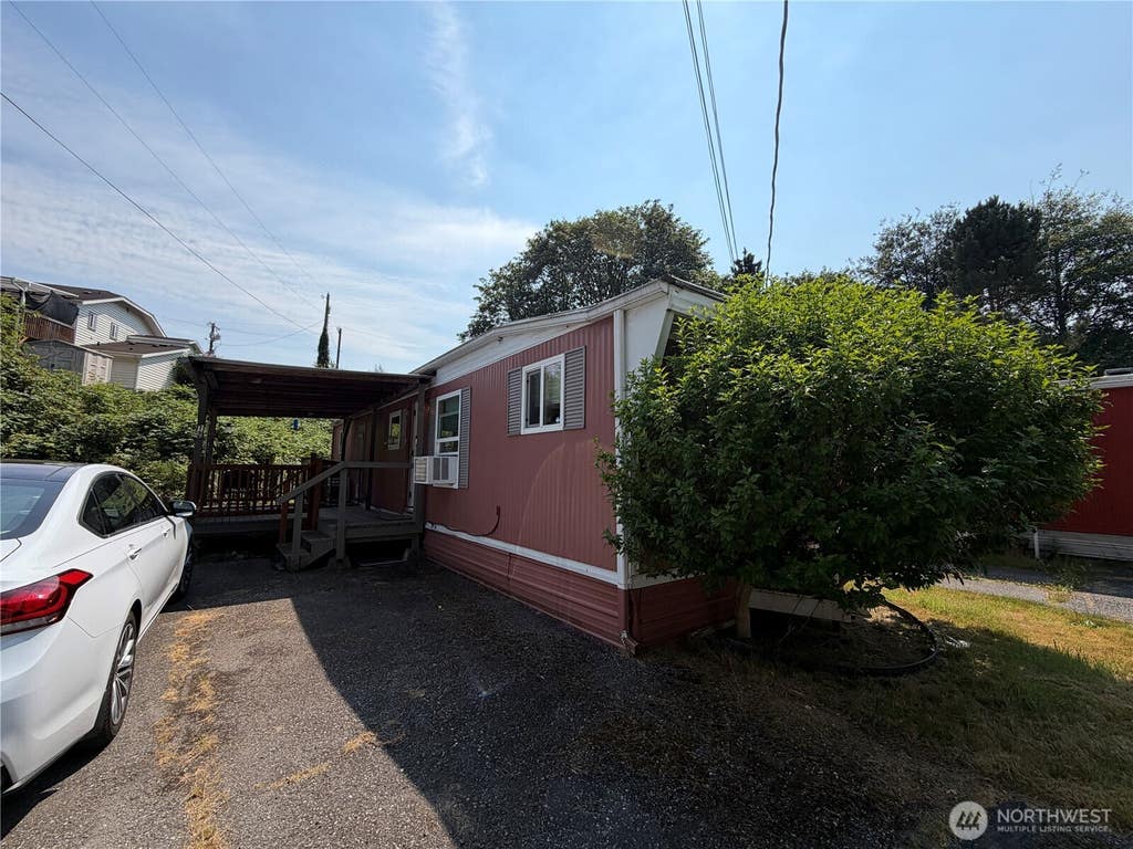 Photo of 105 E Cox Avenue #12, Arlington, WA 98223 (MLS # 2561173)