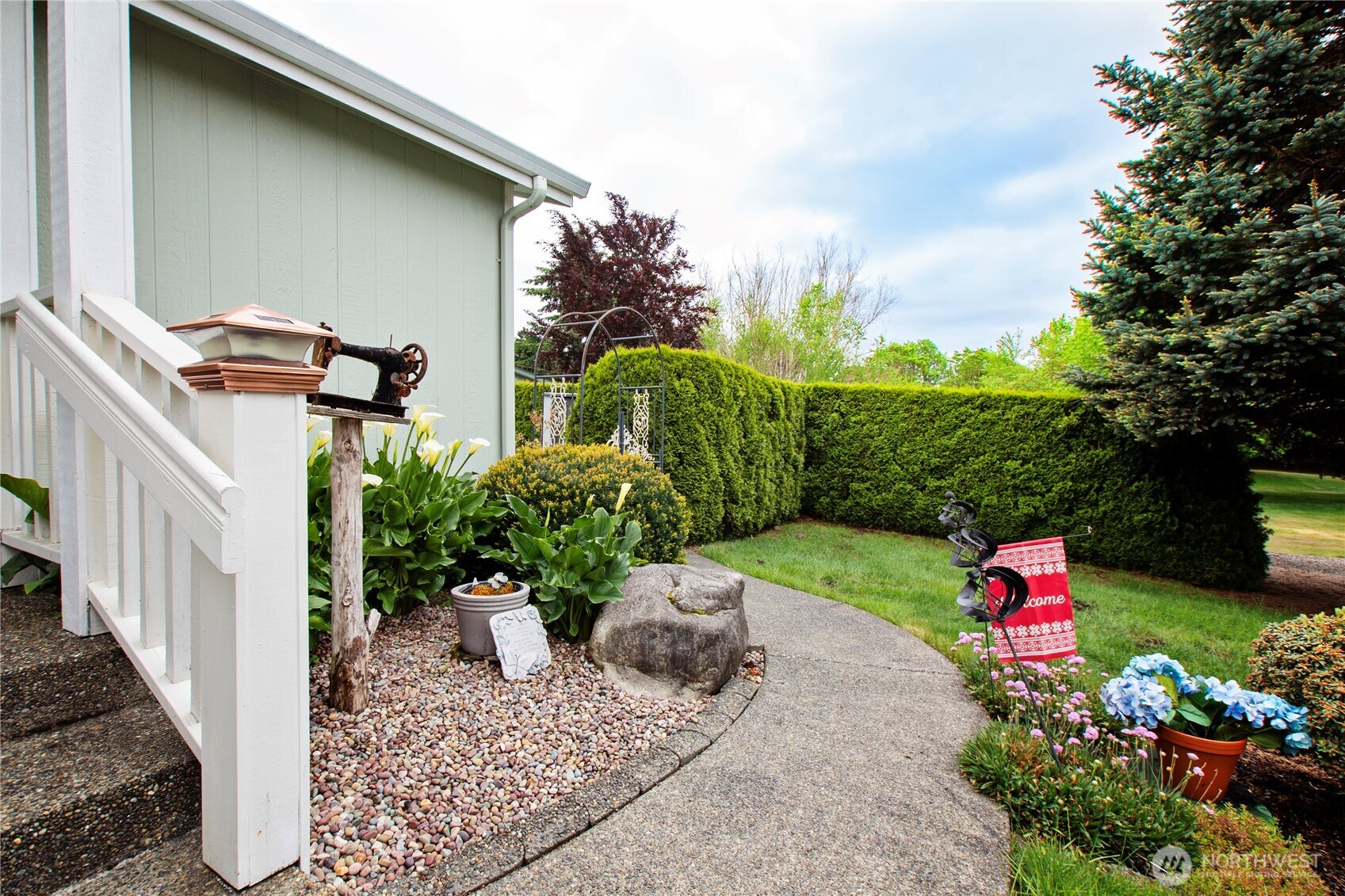 1924 Sorrel Lane SE