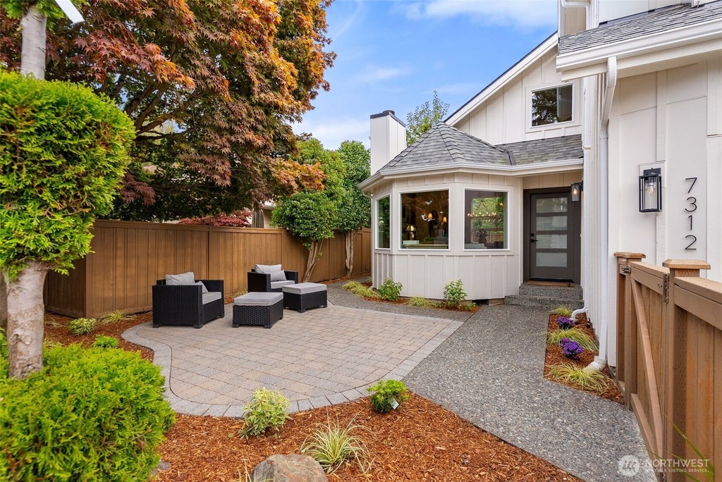Photo of 7312 Fauntleroy Way SW, Seattle, WA 98136 (MLS # 2590988)