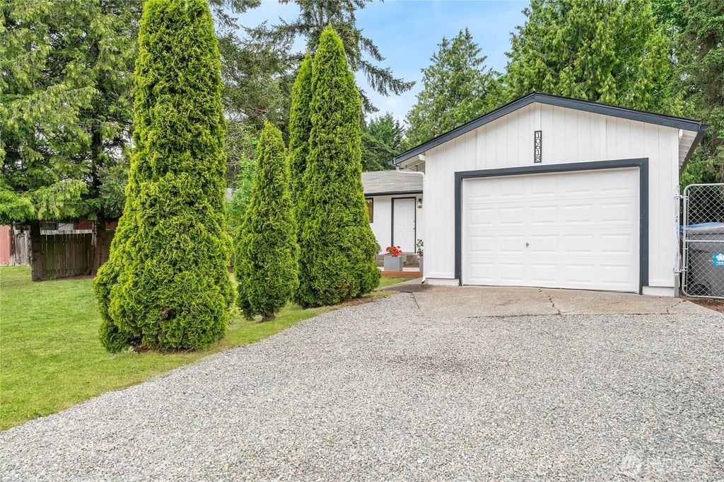 Photo of 10618 SE 172nd Street, Renton, WA 98055 (MLS # 2363777)