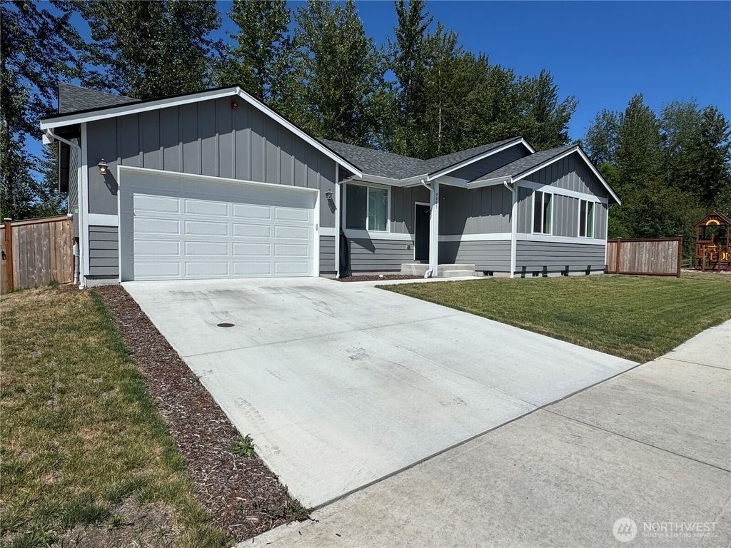 Photo of 9905 201st Street Ct E, Graham, WA 98338 (MLS # 2475149)