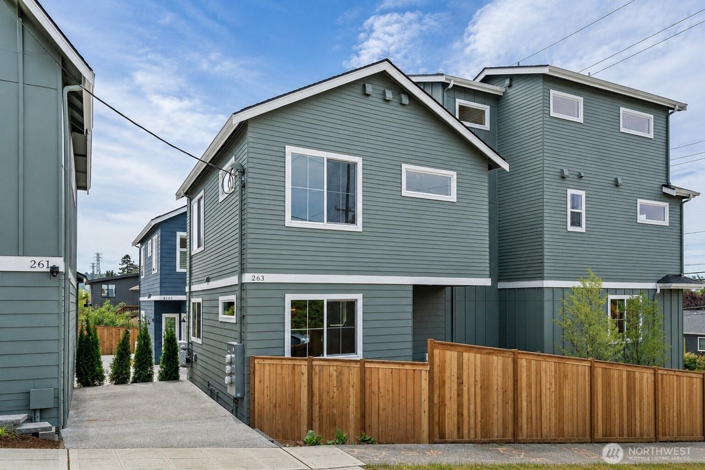Photo of 263 NW 42nd Street, Seattle, WA 98107 (MLS # 2543289)