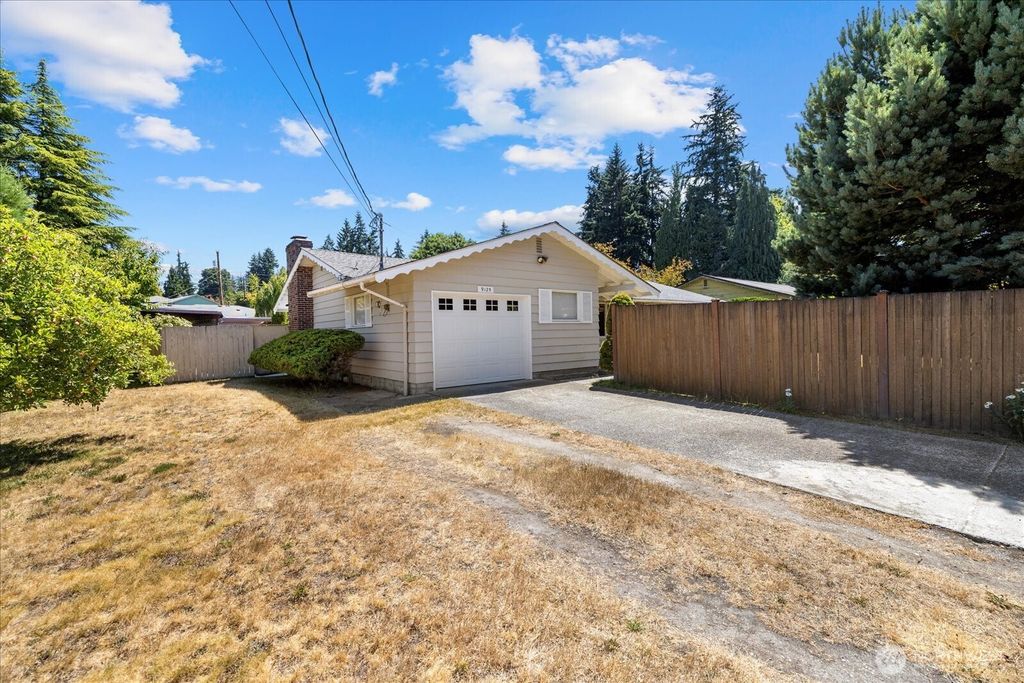 Photo of 9125 Meadow Way, Everett, WA 98208 (MLS # 2414674)