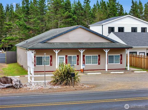 Photo of 21712 Pacific Way Way, Ocean Park, WA 98640 (MLS # 2432222)