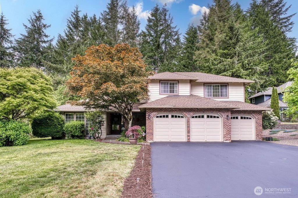 Photo of 4717 SE Constitution Court, Port Orchard, WA 98367 (MLS # 2520715)