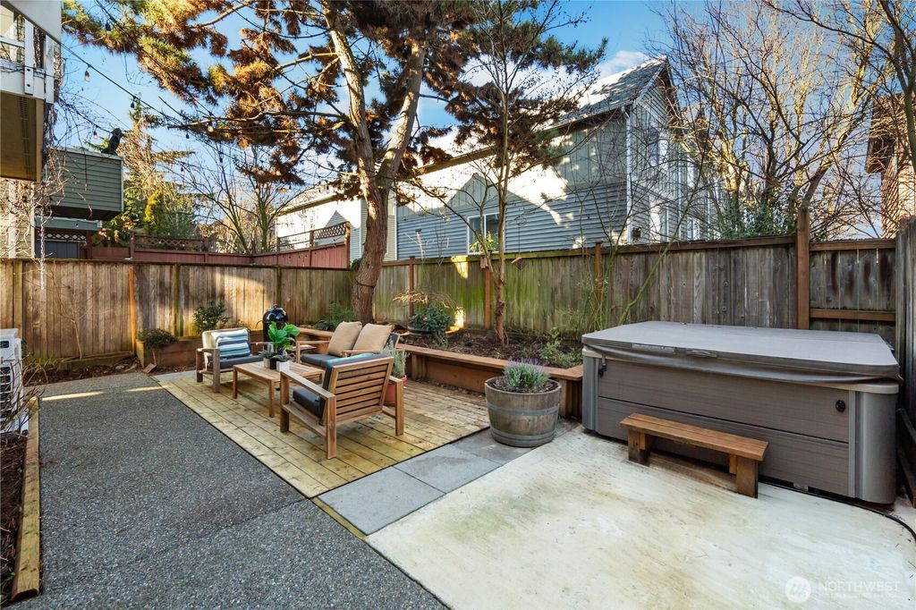 Photo of 734 N 92nd Street #A, Seattle, WA 98103 (MLS # 2470001)