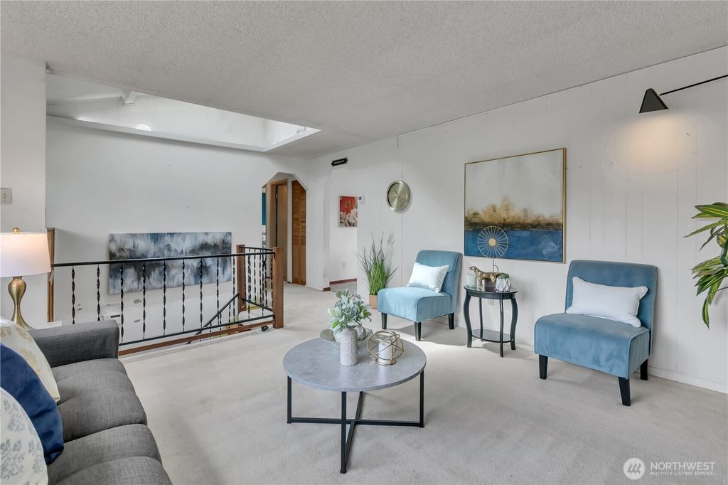 Photo of 11305 SE 228th Place, Kent, WA 98031 (MLS # 2508610)