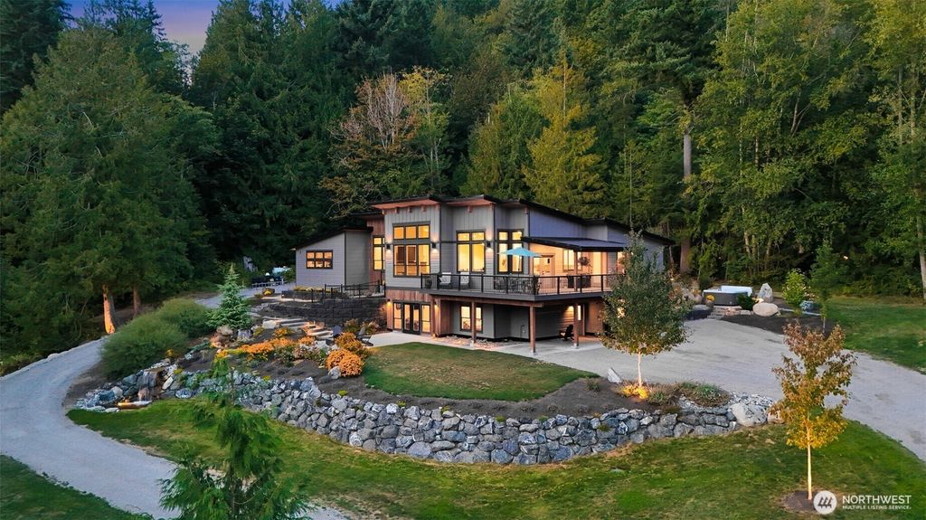 Photo of 322 Manley Road, Bellingham, WA 98229 (MLS # 2500454)