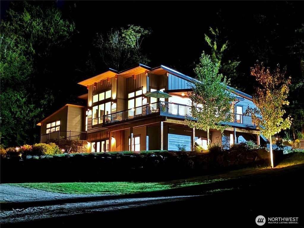 Photo of 322 Manley Road, Bellingham, WA 98229 (MLS # 2500454)