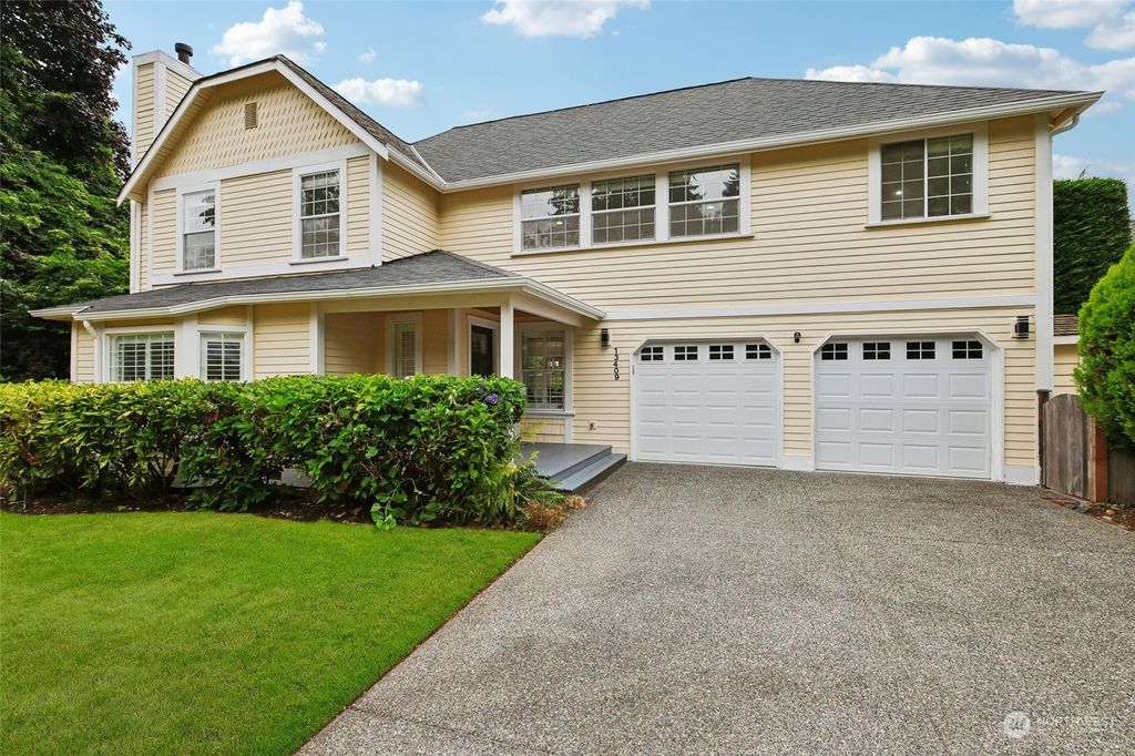 Photo of 13409 174th Avenue NE, Redmond, WA 98052 (MLS # 2268325)