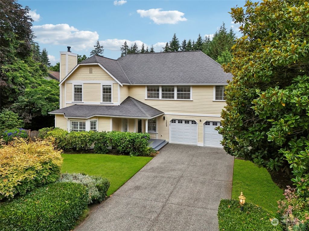 Photo of 13409 174th Avenue NE, Redmond, WA 98052 (MLS # 2268325)