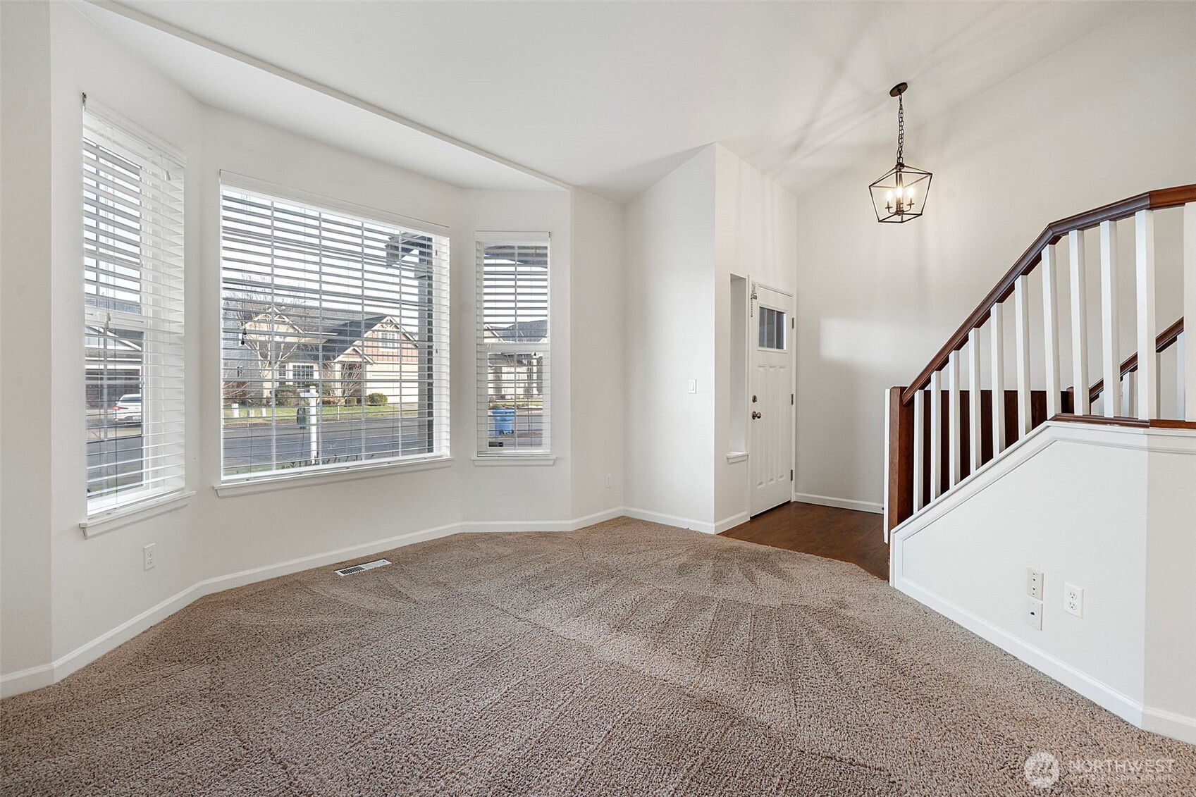 204 Balmer Street SW