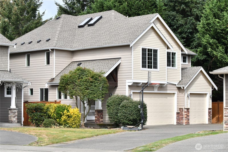 5017 BLACK ROCK Loop SE
