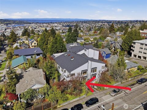 Photo of 4811 Phinney Avenue N #101, Seattle, WA 98103 (MLS # 2507929)