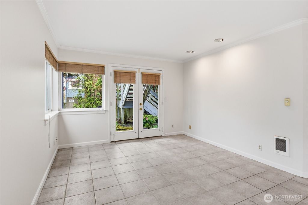 Photo of 4811 Phinney Avenue N #101, Seattle, WA 98103 (MLS # 2507929)